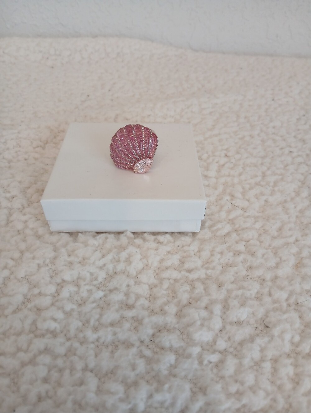 Betsey Johnson Pink Seashell Stretch Ring